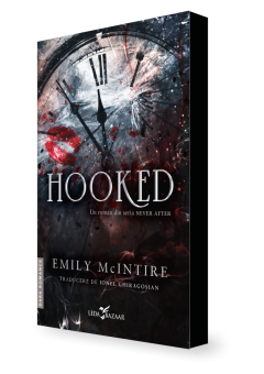 Hooked (un roman din seria Never After)